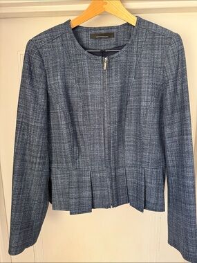 White House Black Market Crosshatch Navy Zip-Front Blazer
